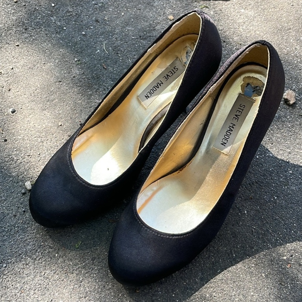 Steve Madden Black Satin Heels